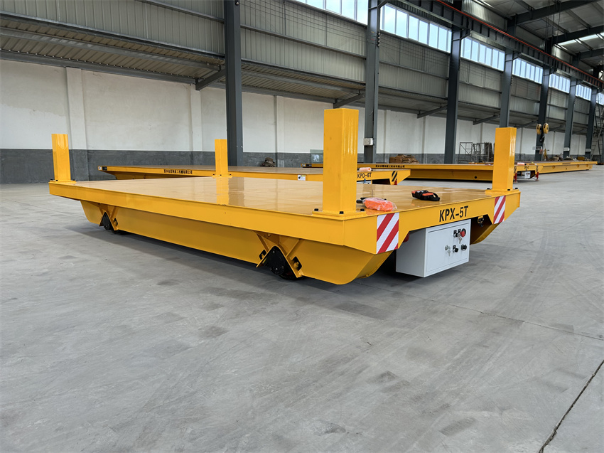 蓄電池供電載重5噸軌道車